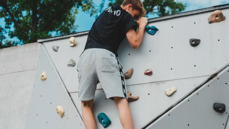 Tur til klatrepark - Klik for at tilmelde dig